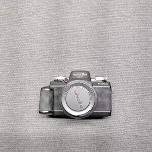 Minolta 110 Zoom SLR Mark II 110 Film Camera w/ Rokkor 25-67mm f/3.5 Macro Lens